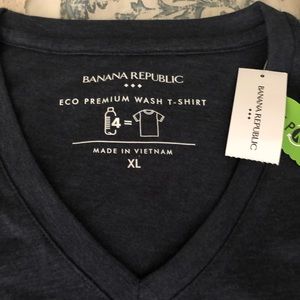 Banana Republic v neck